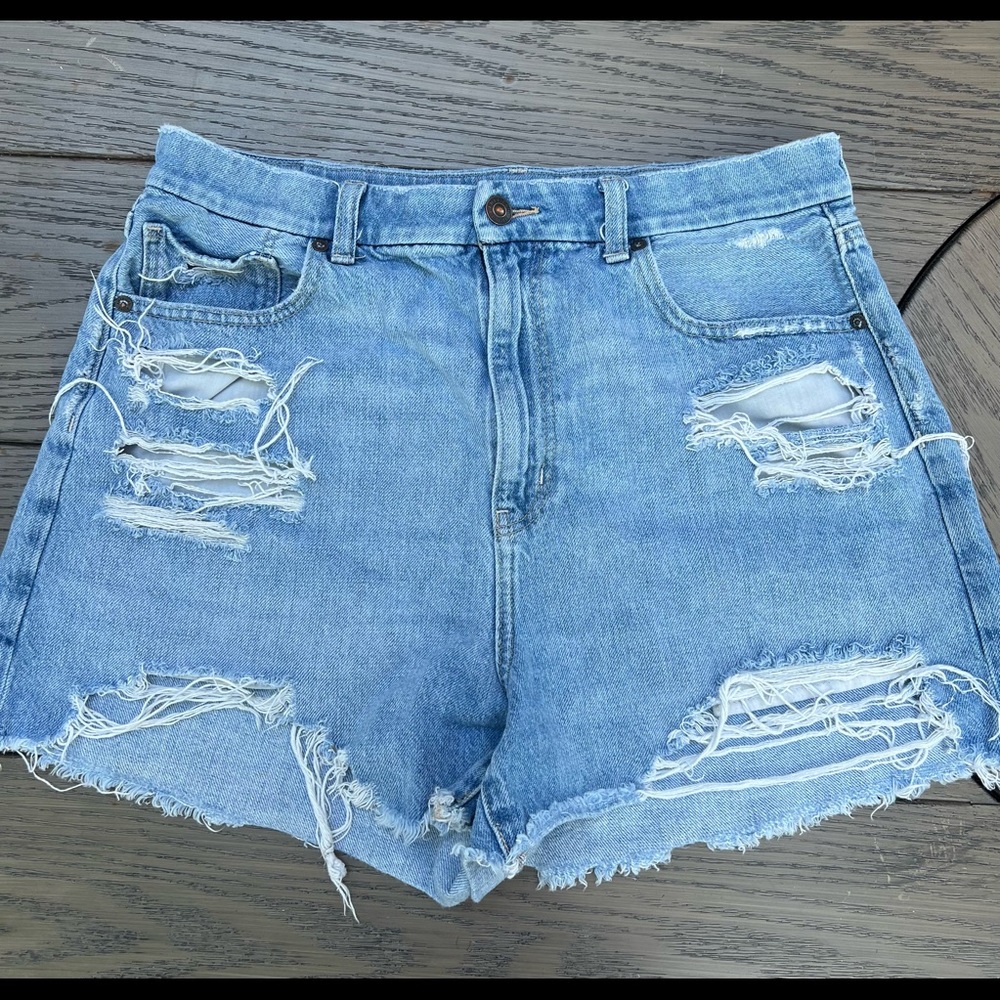 gently used american eagle shorts